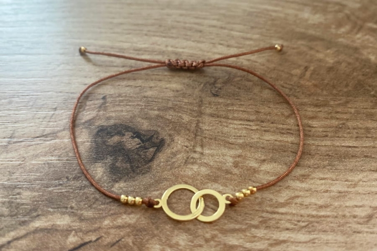 srebrna bransoletka splecione koła